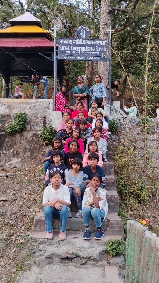 Children on a field trip